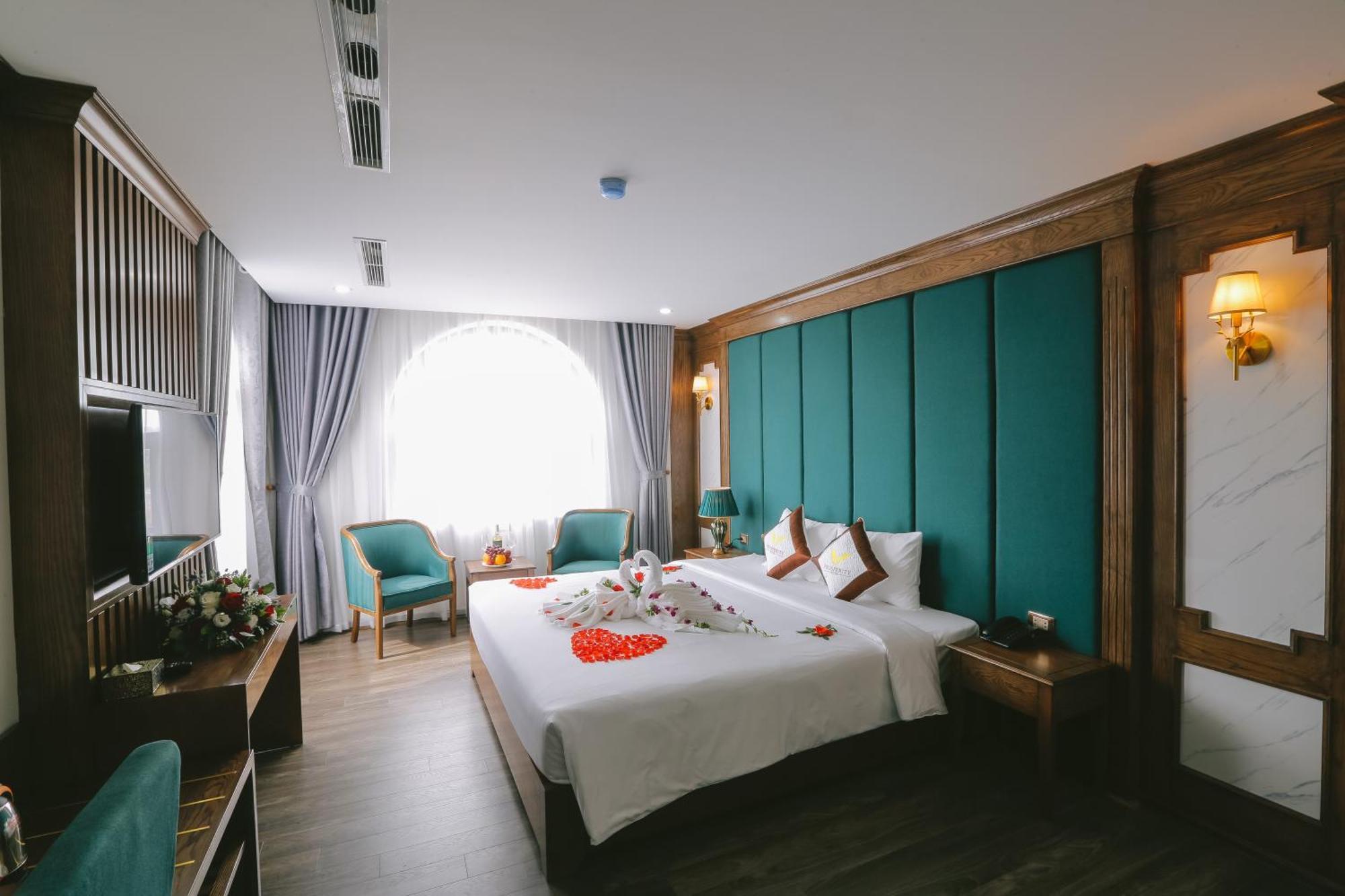Prosperity Boutique Halong Hotel & Restaurent Халонг Екстер'єр фото